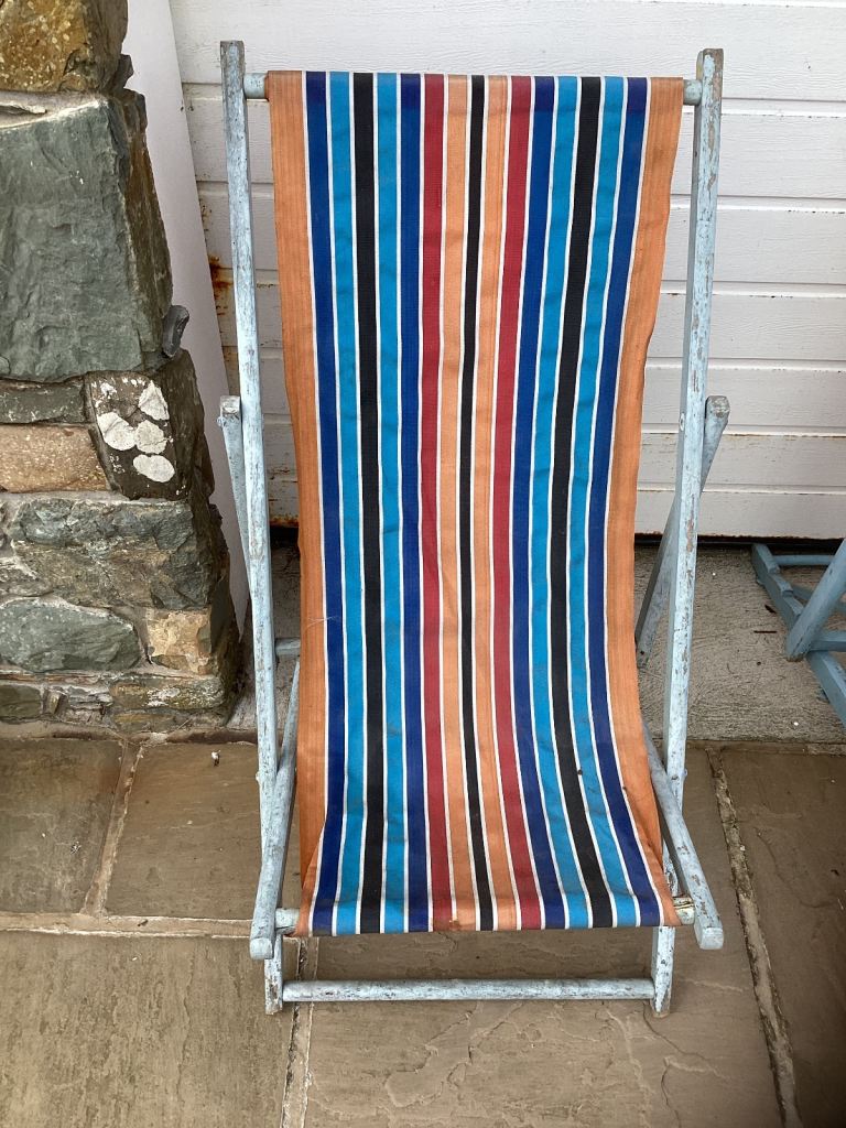 3 Vintage deckchairs as set or stand alone