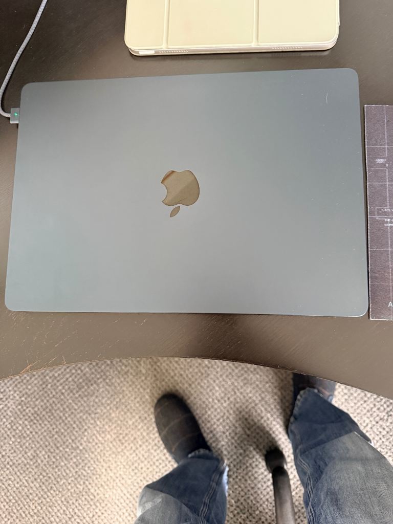 image for Apple MacBook Air 2024 M3Midnight