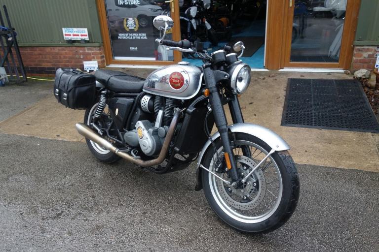 BSA Gold Star 650 Roadster/Retro Petrol Manual Euro 5 (45 ps) 2023/23