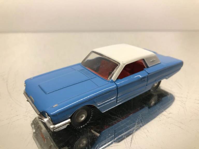 DINKY TOYS HONG KONG 57 FORD THUNDERBIRD 1:42 - EXTRA RARE