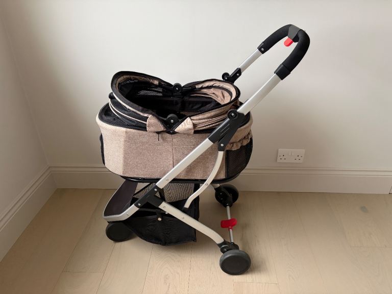 Paw hut puppy/small dog pram