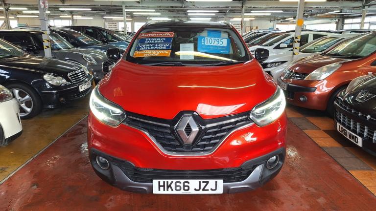 2016 Renault Kadjar 1.5 dCi Diesel Signature EDC Automatic 5-Door From £9,995 + Retail Package SU...