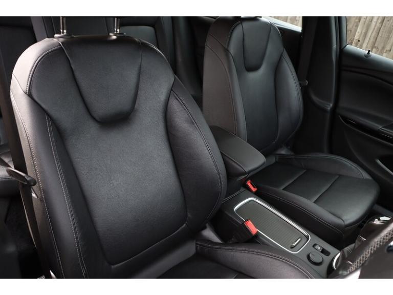 2019 Vauxhall Astra i Turbo Elite Nav Hatchback Petrol Manual