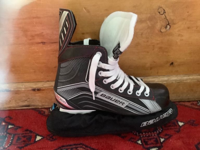 🧊 BAUER VAPOR X200 ICE 🧊 HOCKEY 🏒 SKATES ( UK 🇬🇧 SIZE 6.5 )