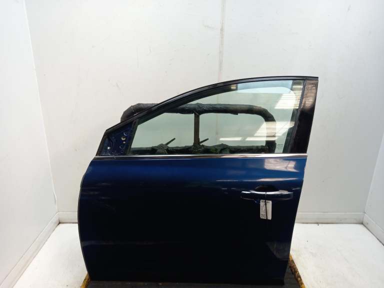 Renault Megane Left Front Door N/S 2016-2022 Blue 5 Door Hatchback