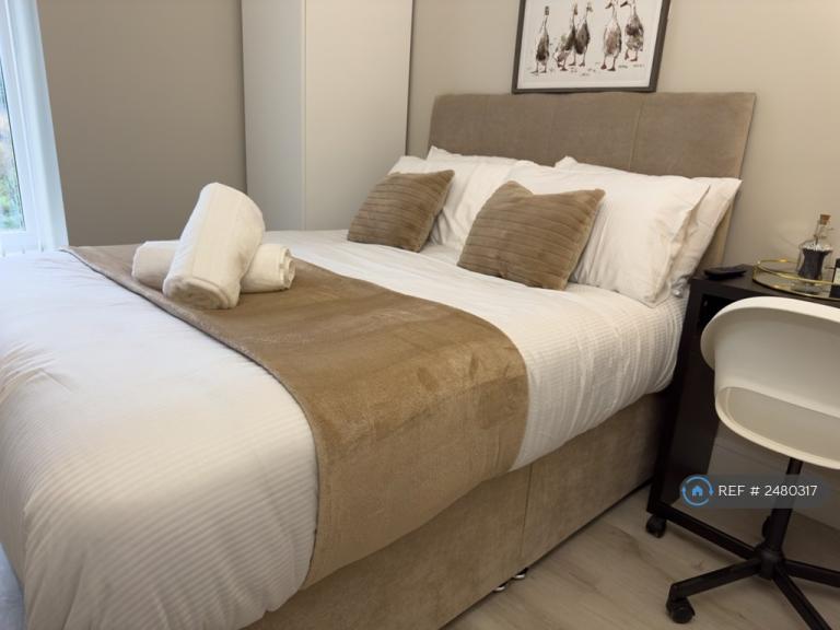 1 bedroom in Neath Road, Plasmarl, Swansea, SA6 (#2480317)