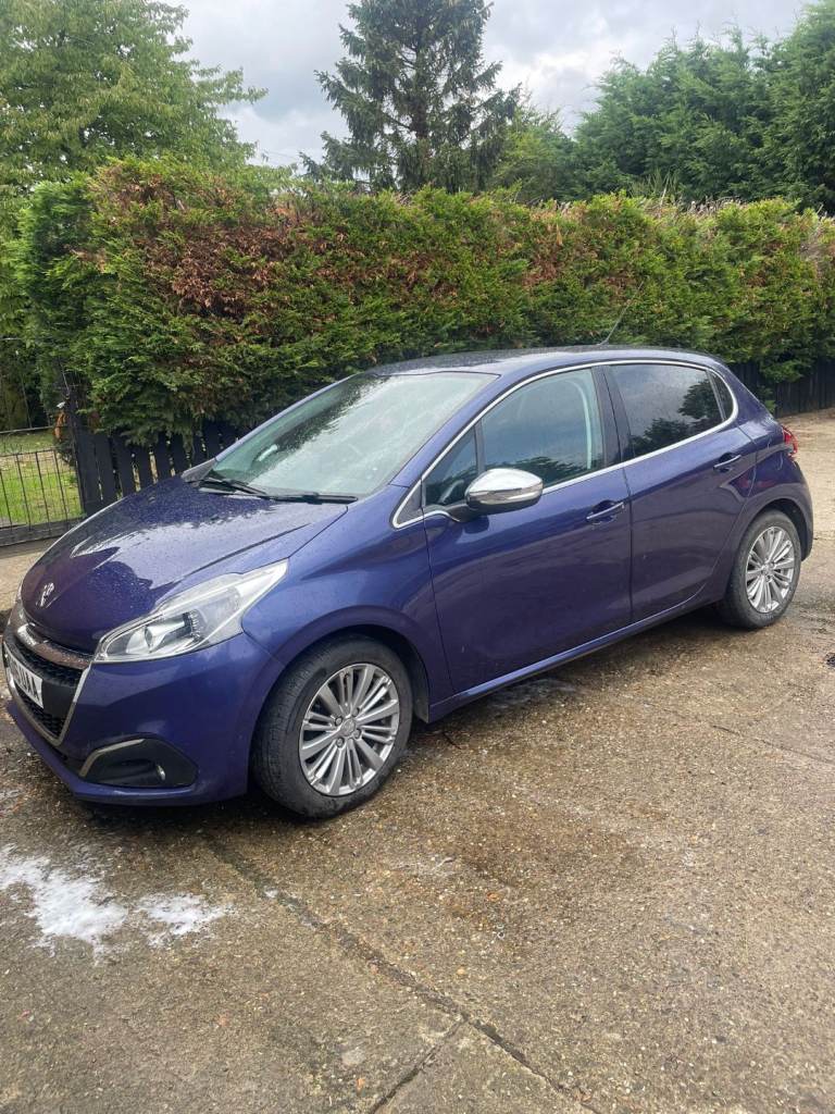 Peugeot, 208, Hatchback, 2016, Manual, 1199 (cc), 5 doors