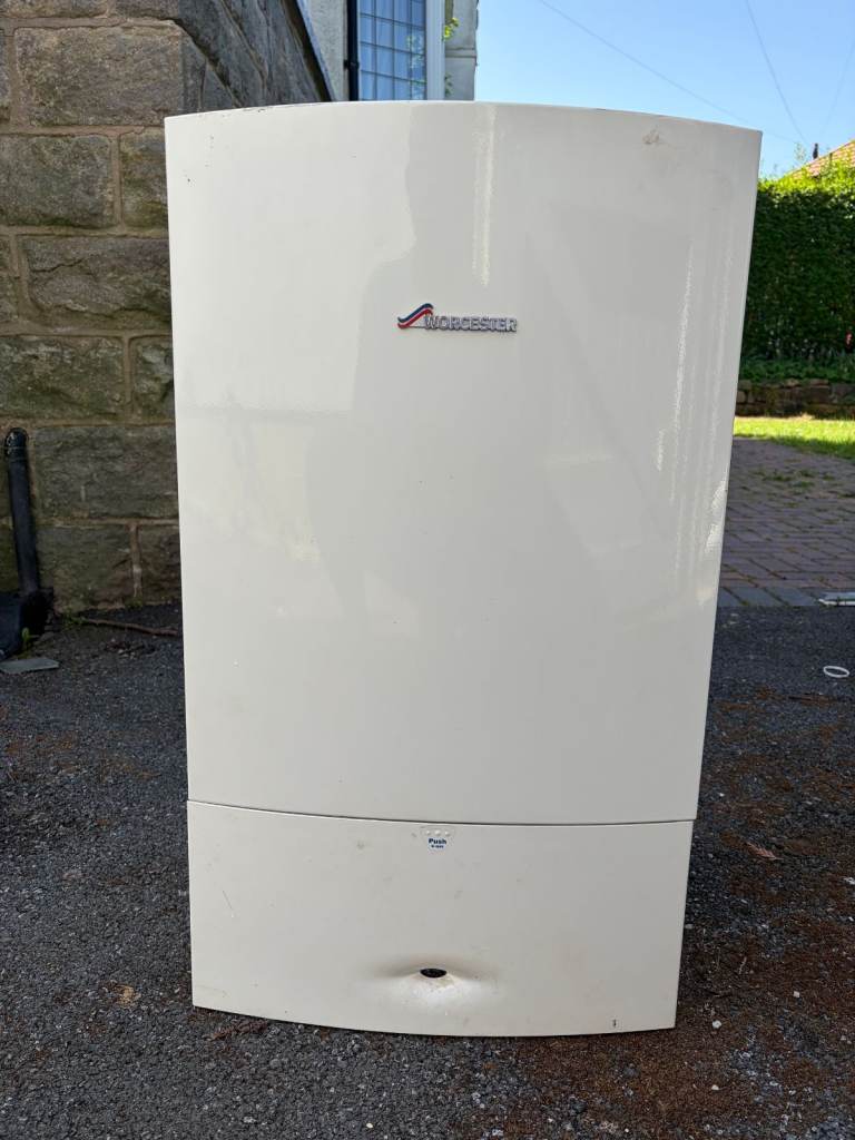 Worcester Bosch Combi Boiler Unit - Fair Condition