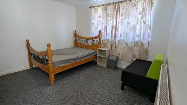 Double bedroom available for Rent in Dagenham