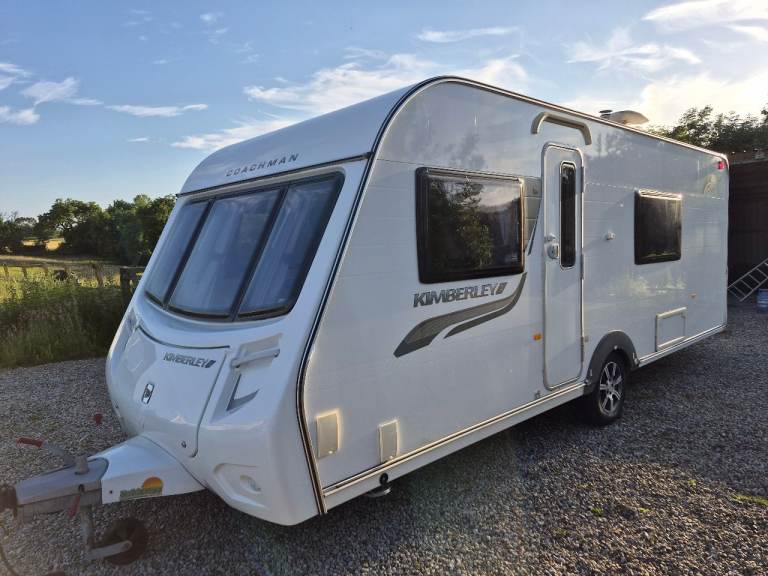 Coachman kimberley amara 2011 fixed bed outstanding condition end bathroom 