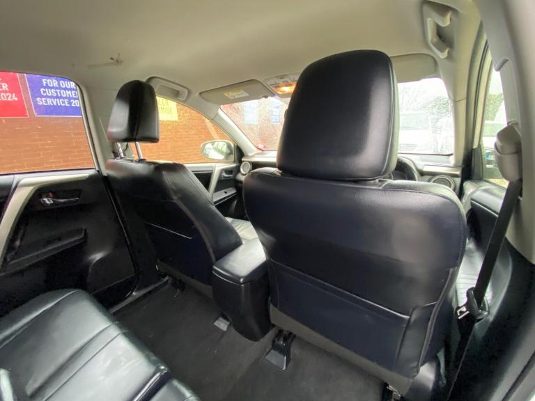 2013 Toyota RAV4 2.2 D-4D Invincible 4WD Euro 5 5dr ESTATE Diesel Manual