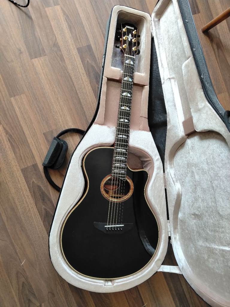 Yamaha APX 1200