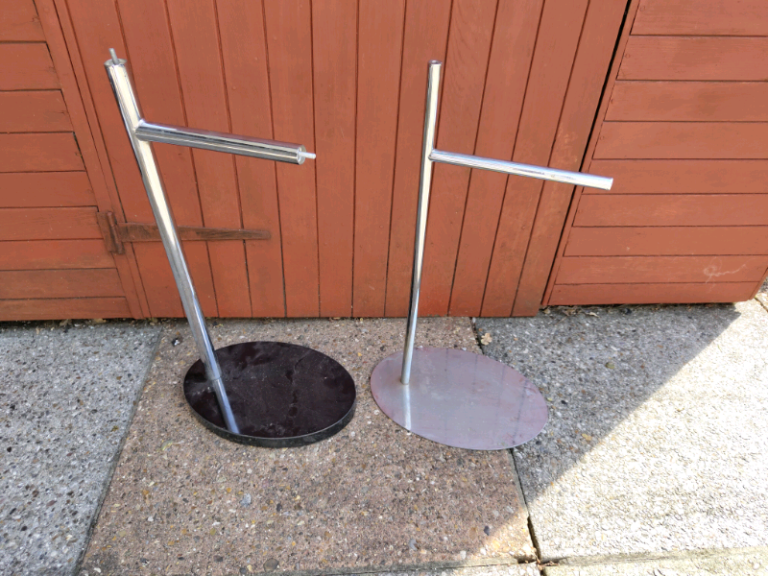 Jewellery display stands for shop retail