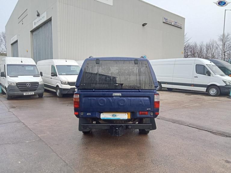 TOYOTA HILUX 2.5 270 EX Blue Manual Diesel 2003