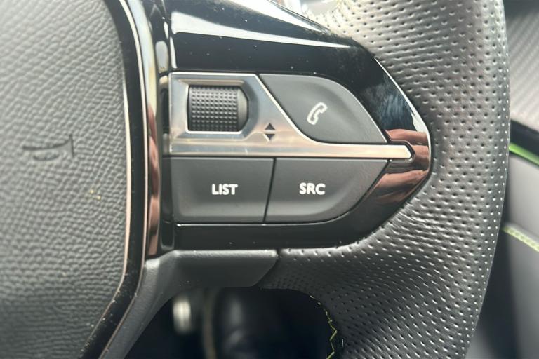  Peugeot 208 1.2 Puretech Gt Hatchback 5dr Petrol Eat Euro 6 s/s 100 Ps Petrol