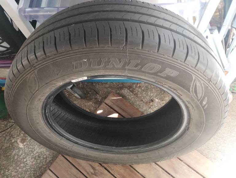 Dunlop Tyre