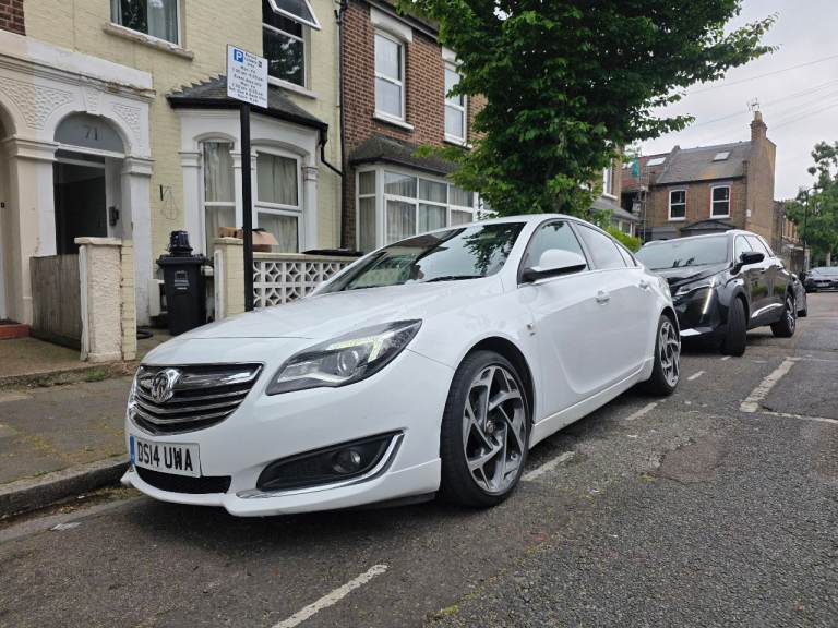 Vauxhall, INSIGNIA, Hatchback, 2014, Manual, 1956 (cc), 5 doors