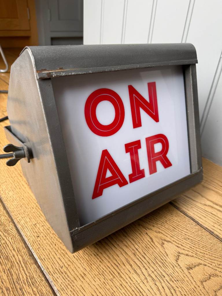 Vintage light box - ON AIR - light up working
