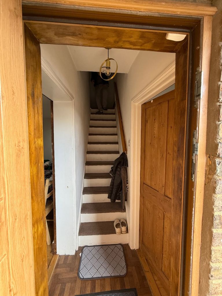 3 Bed House in near Holiday Inn M4