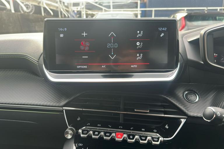  Peugeot 208 1.2 Puretech Gt Hatchback 5dr Petrol Eat Euro 6 s/s 100 Ps Petrol