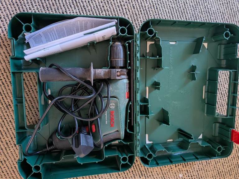 Bosch EasyImpact 600 Power Drill with Case – perfect Condition