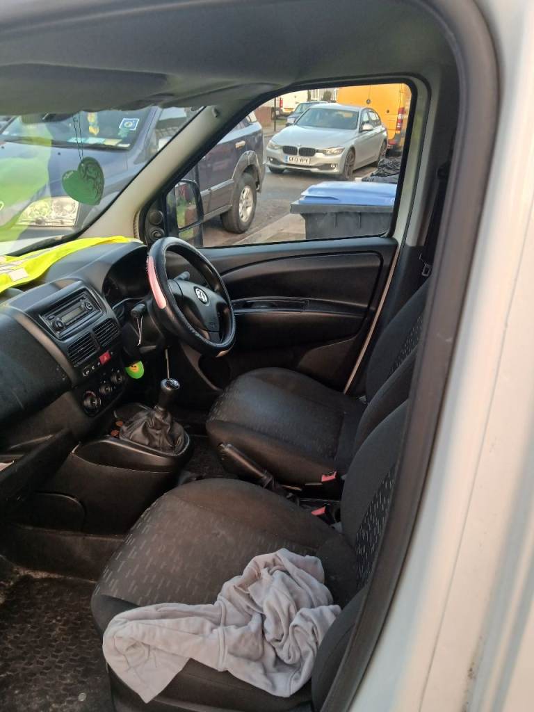 Vauxhall, ASTRA, Hatchback, 2016, Manual, 999 (cc), 5 doors