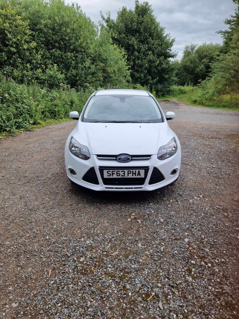 Ford, FOCUS, Hatchback, 2013, Manual, 998 (cc), 5 doors