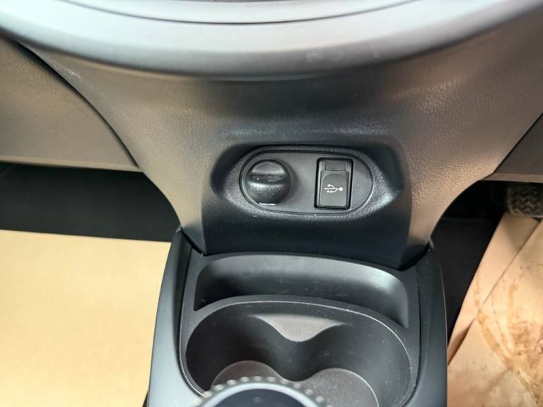 2018 Toyota Yaris 1.5 Hybrid Icon Tech 5dr CVT HATCHBACK PETROL/ELECTRIC Automatic