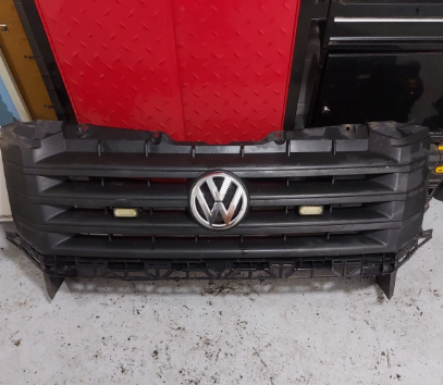 Volkswagen Crafter Grill 2E0853653E Front Panel 2012-2016 VW Luton Van Badge