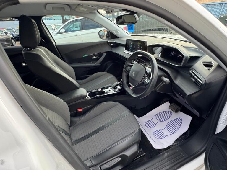 2022 Peugeot 2008 100kW Allure Premium 50kWh 5dr Auto HATCHBACK Electric Automatic