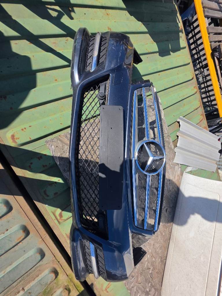 MERCEDES C CLASS W204 BUMPER FRONT GRAY Sensors Grill Breaking Parts
