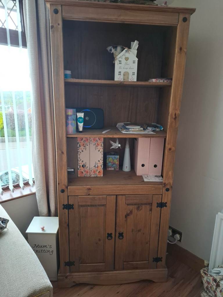 Mexican pine bookcase