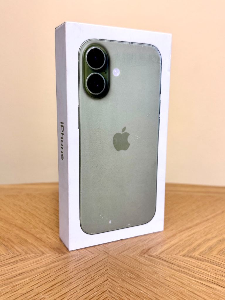 iPhone 17 256Gb - Sage Green - Brand New Sealed 