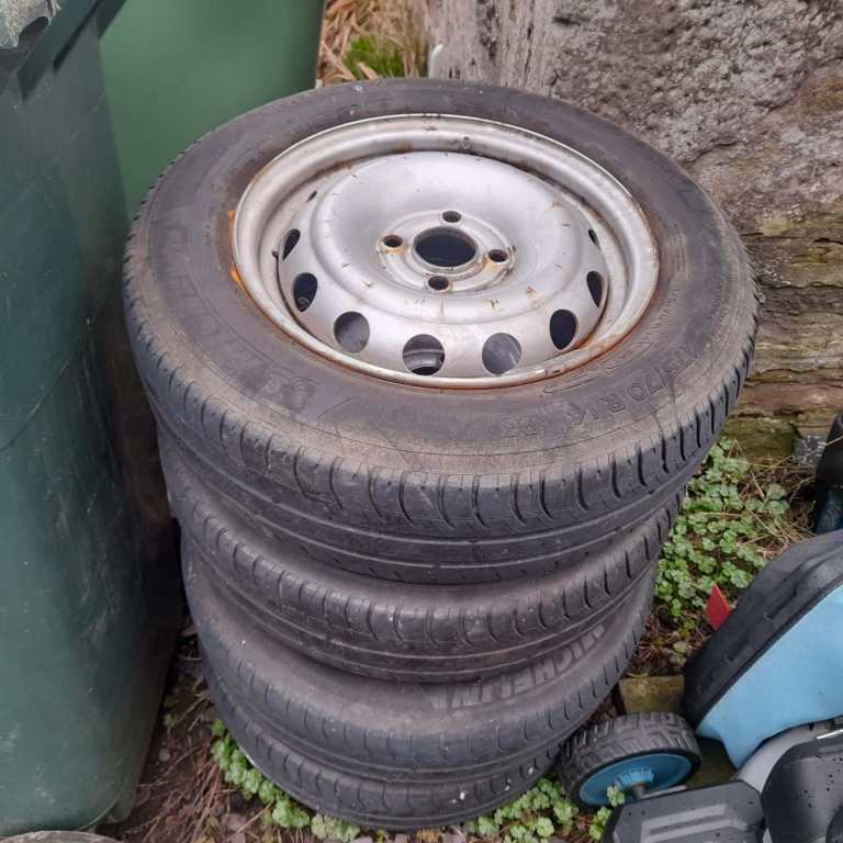 Set of 4 steel wheels 14 inch Vauxhall Combo 2011