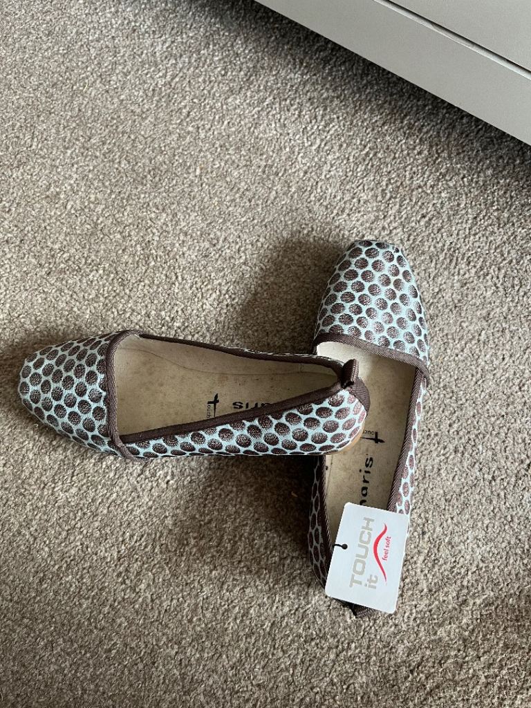 New Tamaris Brown Polka Dot Flats - Size 39