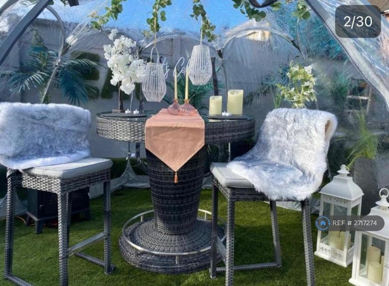 Studio flat in Denewood Crescent, Nottingham, NG8 (#2717274)