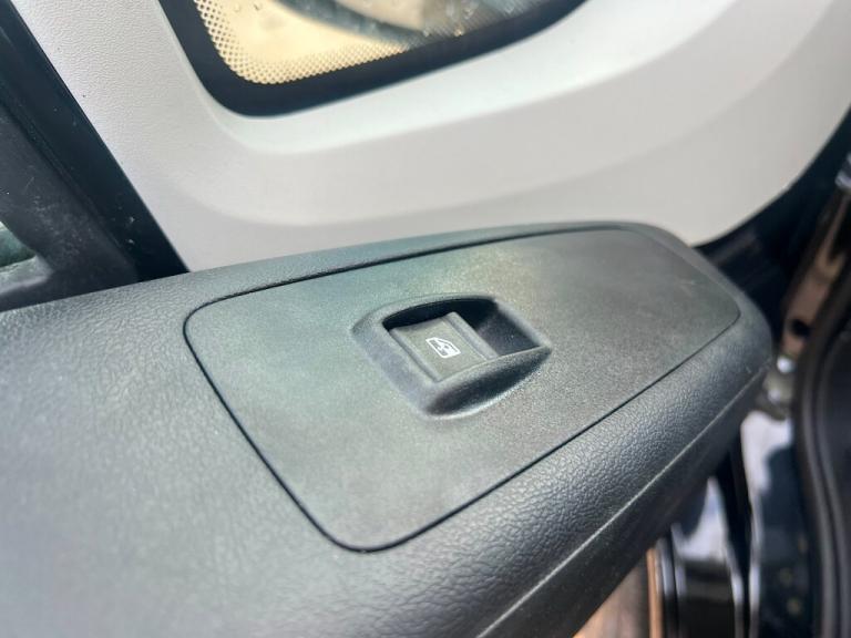 2022 Peugeot Boxer 2.2 BlueHDi 335 Professional Panel Van 5dr Diesel Manual L3 H2 Euro 6 (s/s) Pa...