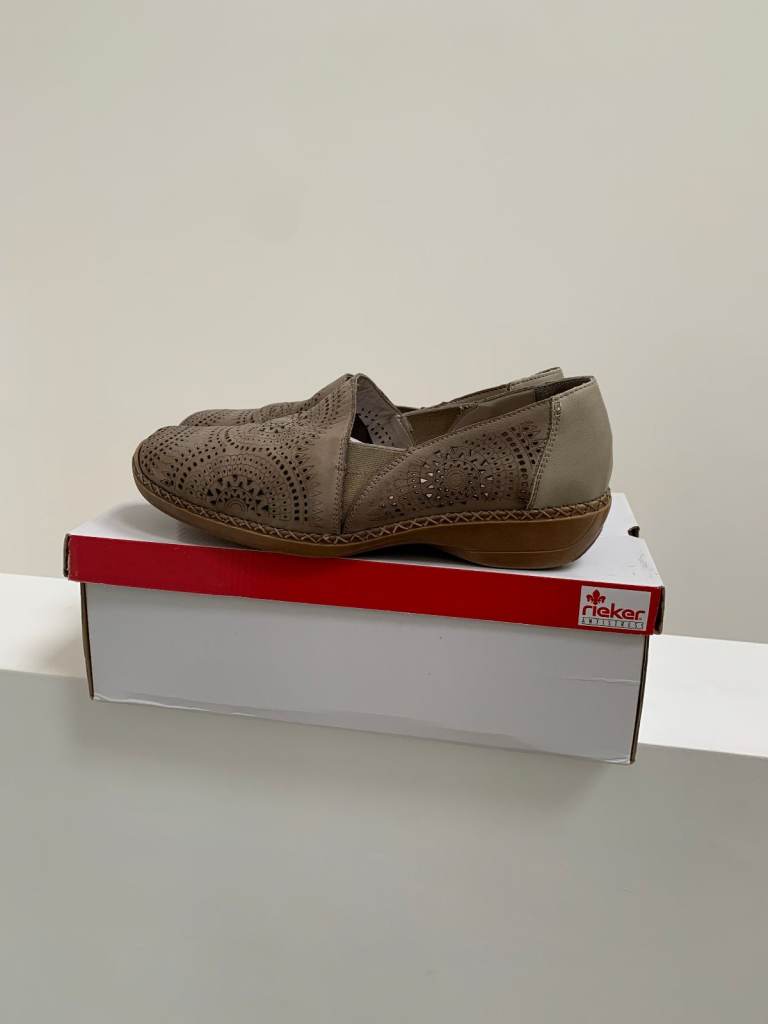 image for Women's Casual, Tan Leather, Antistress, Slip On Shoes, Size 39 from Rieker 