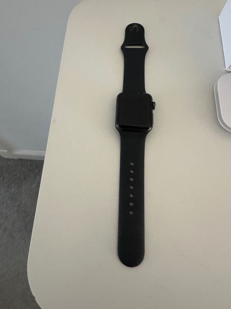 Brand New APPLE WATCH Series 3 - 38mm Space Gray Aluminium Case And Black Sport Band - Never Used