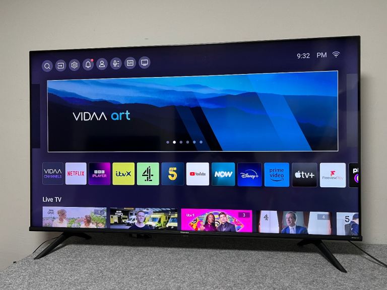55” Hisense QLED Smart TV Airplay 4K Ultra HD slime line 4K YouTube Netflix WiFi deliver