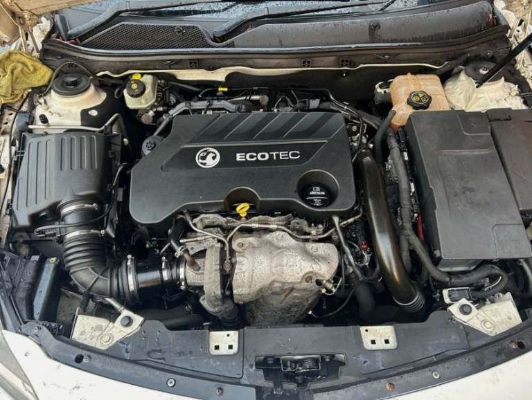 VAUXHALL ZAFIRA A20DTH 2.0 DIESEL ENGINE WARRANTY EURO 5 88K MILES