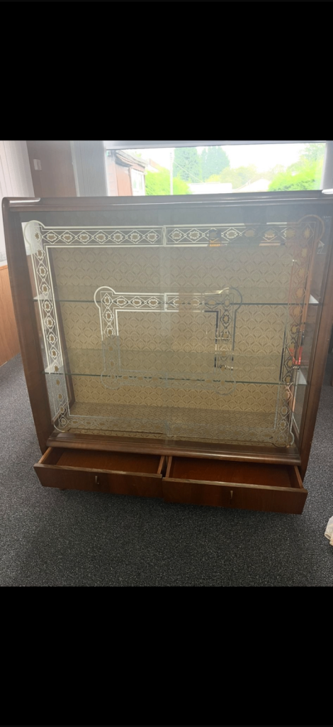 GLASS DOOR DISPLAY CABINET
