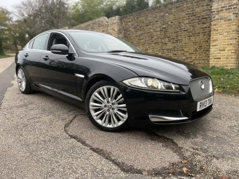 2013 Jaguar XF 3.0 d V6 Portfolio Saloon Diesel Automatic