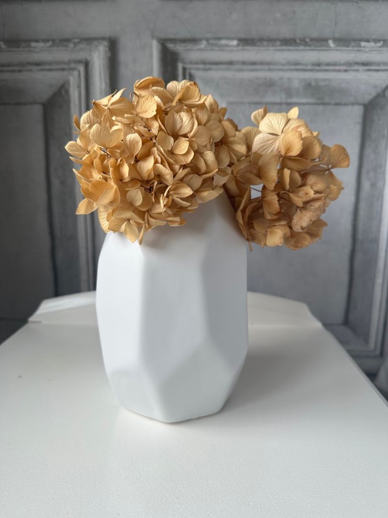 image for White contemporary geometric vase (collection off M1 junction 35)