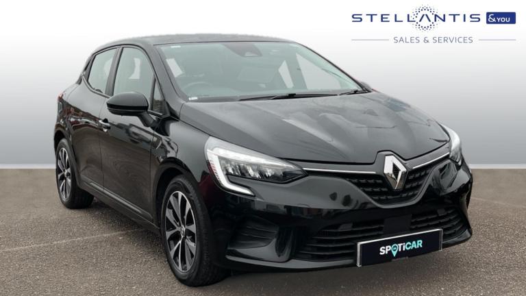 2021 Renault Clio 1.0 TCe Iconic Hatchback 5dr Petrol Manual Euro 6 (s/s) (90 ps) Hatchback Petro...