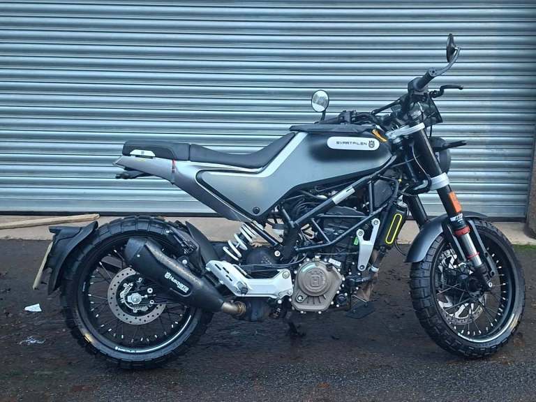 Husqvarna, SVARTPILEN, 2021, 125 (cc)