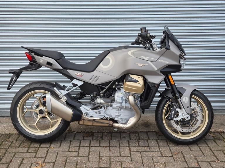 Moto Guzzi V100 Mandello Aviazione Navale