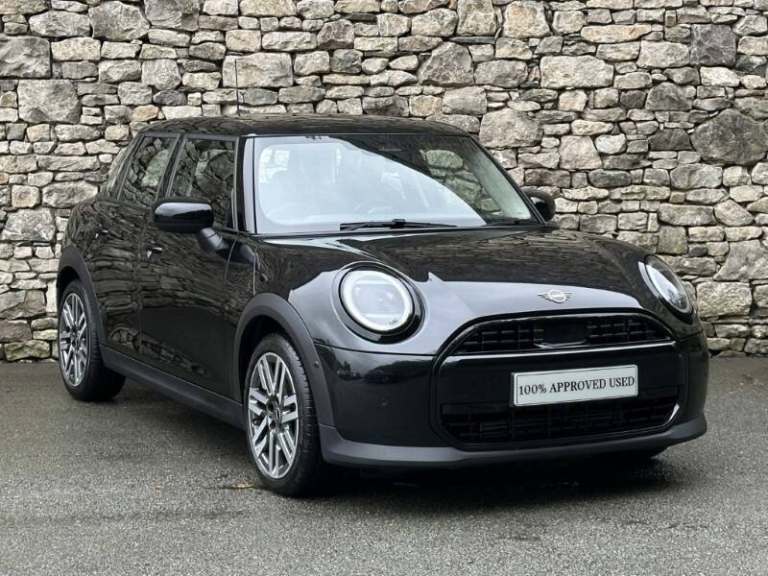 MINI COOPER 1.5 C Classic 5dr Auto