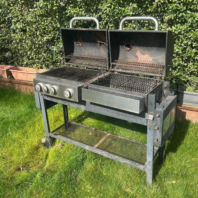 FREE BBQ - Gardenline Dual Fuel Grill - Gas & Charcoal 
