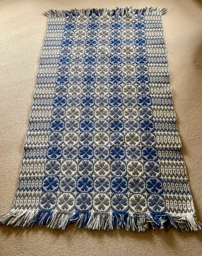 Welsh wool tapestry–style floor rug